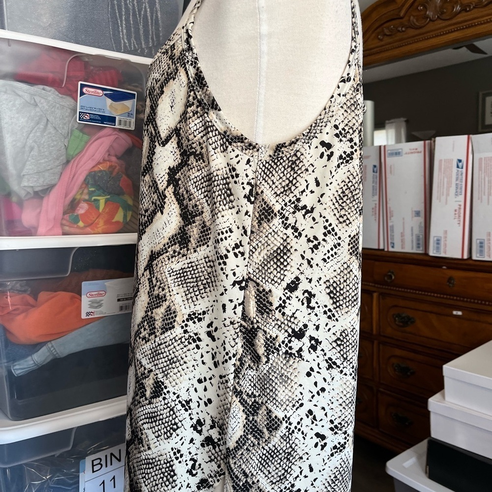 Snakeskin Tank - Picture 3 of 7